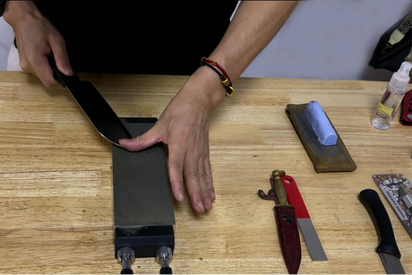 comment utiliser un diamant-sharping-stone.jpg