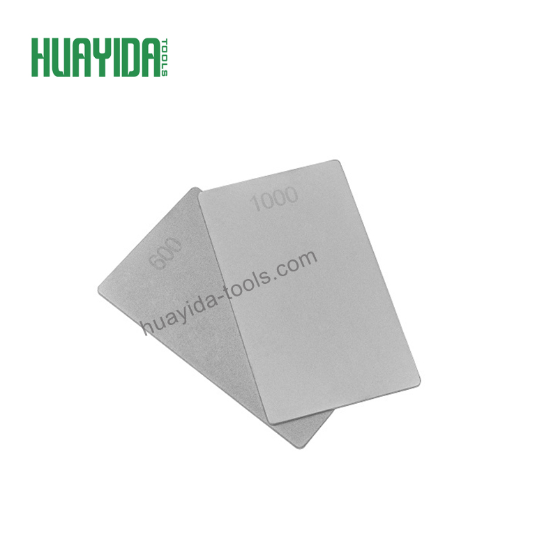 Double Sided Credit Card Size Diamond Sharpening Stone (600/1000 Grit)